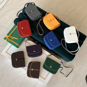 Topkwaliteit S-schouderontwerpers Postmantassen Portefeuilles Kaarthouder Crossbody Tote Heren Echt lederen enveloptas Dameshouders Hangbag G22209