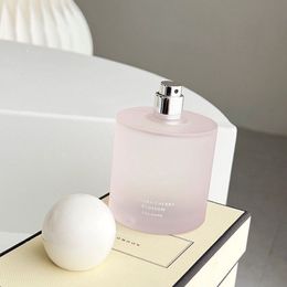 Ventes de qualité TOP !! parfum Sakura fleur de cerisier 100ML Parfums durables Parfum attrayant Femme eau de Cologne de haute qualité livraison rapide