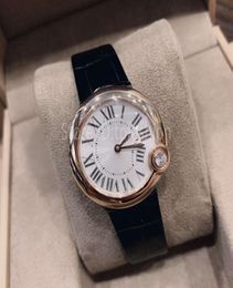 Topkwaliteit serie nieuwe mode kwarts horloge vrouwen goud zilveren dial sapphire glas klassiek Rhinestone Design lederen band elegant 8586997