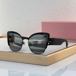 Lunettes de soleil de qualité supérieure pour hommes Femmes Retro Eaplantes UV400 ONDOOR TRANS ACÉTATES CASSE Classic Lady Sun Glasses avec boîte SMU 80V SIZE59-19