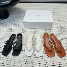 Top de Top de qualité Toppers Flip Flops Shoe Shoe décontractée talons bas Sandales minimalistes Simple Luxury Designer Slides Footwear Factory