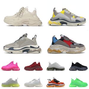 Top Qualité Triple S Baskets Casual Femmes Hommes Papa Chaussure Paris 17FW Luxurys Designers Chaussures Vintage Track Crystal Bottoms Outdoor Tennis Sports Trainers