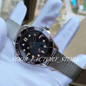 Topkwaliteit horloge 42 mm Geen tijd om te sterven Herenhorloges Automatisch uurwerk Mechanisch Montre de luxe Limited James Bond 007 Nato 300M Horloges Superlichtgevend