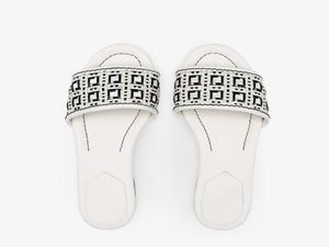 Topkwaliteit wit gevlochten raffia geweven motief dames slippers glijden lederen slip op sandalen schoenen plat casual sandaal luxe ontwerper6846127