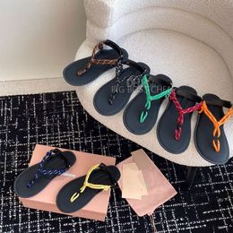 Toboganes de sandalias planas de chanclas para mujeres