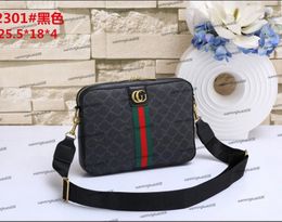 Top Qualits Nouveaux sacs de créateurs Sacs à bandoulières Cross Body Portefeuilles Cuir Patchwork Nouveaux hommes Femmes Designer Hands Sac de mode portefeuille Dhgate Téléphone Bao