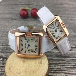 Top oro rosa reloj hombres y mujeres pareja cuero impermeable 25mm 31mm pulsera moda oro pulsera señoras watch180U