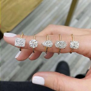 Top Sales 14k Engagement Gold Engagement Solitaire Ring 3CT 4CT 5CT OVAL CUSHION CUT MINDE BAND VVS MISSANITE RING POUR FEMMES IVNDK