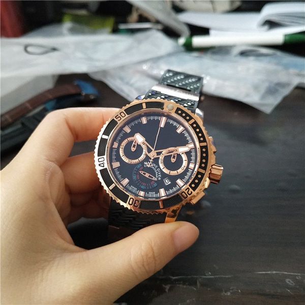 Reloj de hombre de venta superior Cara negra Movimiento de cuarzo de acero inoxidable Reloj de pulsera para hombre Cronómetro Correa de caucho UN14302W