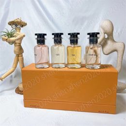 Top vendeur Lady Parfum 100Ml 4 pièces/ensemble 5 pièces/ensemble pour femme 70Ml longue durée bonne qualité haute capacité de parfum Eau De Parfum vaporisateur 557