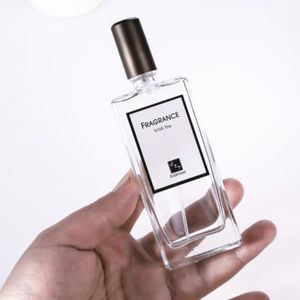 Top vente 50 ml classique parfum carré pompe en verre vaporisateur bouteille luxe clair brouillard pulvérisateur bouteille en promotion maintenant !