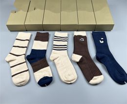 Best verkopende heren dames luxe sokken wollen kousen hoge kwaliteit senior straten comfortabele kniesok Designer i14