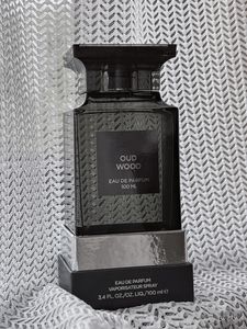 Parfums de qualité les plus vendus pour femmes et hommes OUD WOOD EDP parfum 100 ml Spray Parfum frais et agréable livraison rapide de longue durée