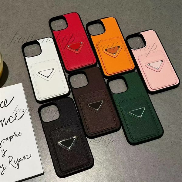 Fundas para teléfonos de silicona superiores iPhone 15 14 plus 13 12 11 Pro max XR XS 7P 8G Diseñador de lujo Placa de identificación triangular Funda clásica Funda a prueba de golpes para hombres y mujeres con ranura para tarjeta