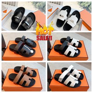 Top Slippers Chypre Sandal Designer Sliders Flip Sandals Flat Sandals For Beach Comfort Becerro de cuero Natural de gamuza de gamuza en negro marrón para mujeres hombres