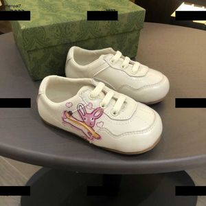 Top peuter schoenen ontwerper cartoon patroon printen babyschoenen mode kinderen baby schoenen 1-3 t doos verpakking rubber zool #multiple product