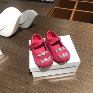 Top peuter schoenen ontwerper pasgeboren baby sneakers doos verpakking maat 20-25 glanzende diamant decoratie baby wandelschoenen dec20