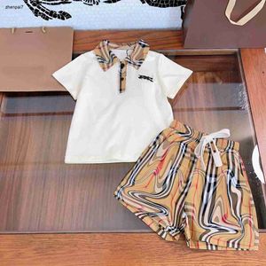 Top Tracksuits Plaid Rapel Baby T-shirt Set Kids Designer Kleding Maat 110-160 cm tweedelig set Polo Shirt en Lace Up Shorts 24mar