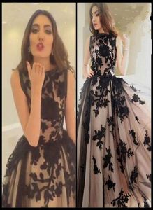 Top Vintage Prom -jurken 2016 Zwarte Appliques Champagne Jewel mouwloze vloerlengte Formele Tule Party -jurken6009722