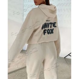 Top White Foxx Hoodie Woman Designer Clade Witte Foxx Set Two 2 -delige vrouwelijke kleding Set Sport Short Summer Set Truikleurpeinten Vaderpakken Woman 828