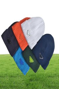 top1 Bonnets de luxe Haute qualité hommes et femmes Chapeau tricoté en laine casquettes de sport classiques femmes Haut de gamme décontracté gorros Bonnet 2883198