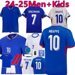 Top2024 25 Jugador de fútbol de la Eurocopa francesa Benzema Giroud Mbappe Griezmann Saliba Soccer Jerseys Kante Maillot de Foot Equipe Men Kits Kit Football Camiseta de fútbol