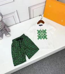 Tops Child Designer Centrhe Sets Letter Childrens Kids Kids Short Tshirt Print Shorts Set Suit Brand Boys Vêtements Coton Tees S1534647