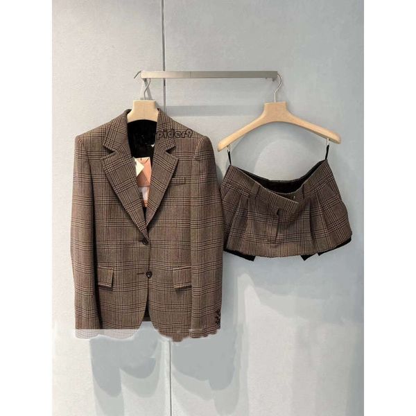 Tops Robes pour femme Ann Revan23 Earnom Automne New Miu Academy Style Woolen Suit Veste