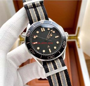 Best verkopende klassieke multi-stijlen 007 herenhorloges 42 mm wijzerplaat Keramische bezel geen datum stoffen band topkwaliteit mechanische automatische herenhorloges geen doos
