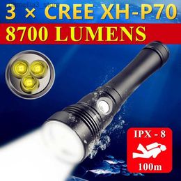 Antorchas XHP70 Linterna de buceo bajo el agua 100 m Potente linterna 3LED Antorcha de buceo IPX8 Profesión Lámpara de mano impermeable Q231130