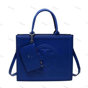 Sac à provisions de sacs Toryburche Sac de créateur de créateurs de nylon imperméable Fashion Toryb sac à main nylon One épaule de grande capacité Sacs d'ordinateur