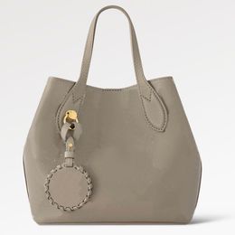 Sac fourre-tout Sac de créateur Sac à main de grande capacité Femmes Lettre sculptée Sac à bandoulière en cuir de vachette Top Qualité Week-end Voyage Sacs de shopping Portefeuille intérieur à fermeture éclair