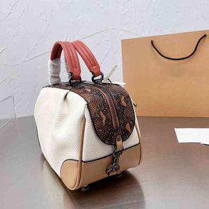 Sac fourre-tout designer sac femmes sacs à main en cuir mode couleur correspondant épaule Vintage Simple voyage fourre-tout de luxe sacs 220919