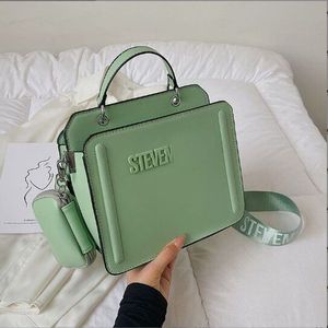 Sac fourre-tout Designer Sacs à main Femmes Haute Qualité Épaule Classique Petit sac à main Sacs à bandoulière de luxe PU Cuir Noir Blanc Vert Mini sacs DHgate Fashion