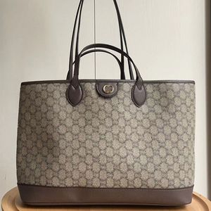 TOTE TAG Women grote schouderontwerper handtas koppelingszak boodschappentas tassen omgaan met reizen shopper bakken dames handtassen luxe ontwerpers tassen crossbody portemonnees