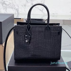 Sacs fourre-tout sac à main bandoulière épaule femmes portefeuilles grain de crocodile avec sac à poussière de serrure noir sac de créateur de corps croisé sac de jour 26339S