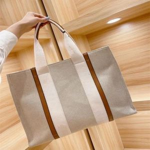 tote borse firmate a tracolla Portafoglio grande tela da spiaggia Designers Borsa shopping WOODY Frizione Borsa di lusso Spalla uomo Donna Crossbody all'ingrosso fine settimana