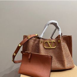 TOTE Designer Beach Bold Bag de Women's Europe y los Estados Unidos Bolsa de compras Vintage Handge Atmósfera de alta gama se detallada