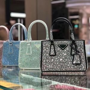 Tote Designer Fashion Handbags New Diamond Sacs Sac à banc de diamant Cross Cross Body Femme Handbag Righestone Package