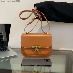Tote Designer vend des sacs féminines de marque à Discount New TP Boqi Small Square Bag Womens Fashion Shoulder Chain