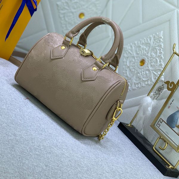 Fourre-tout Designer de luxe pour femmes Un sac à bandoulière Porte-documents Sac à bandoulière de luxe Sac à main de marque Sac 2023 Nouveau sac à bandoulière en peau de vache pour femmes