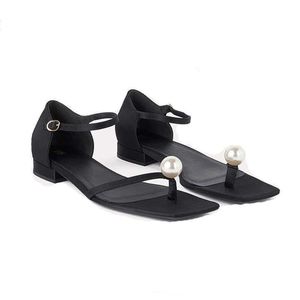 Toteme Comfortabele Zomer Teen Schoenen Clip 2023 Sandalen Zijde Veelzijdige Platte Bodem Grote Parel voor Vrouwen Dames sexy Parels slipper sandaal Gesp Strand Schoenen 2JHF