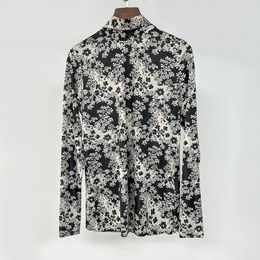 Toteme Floral Shirt Top col haut noué sur le devant à manches longues pour femme