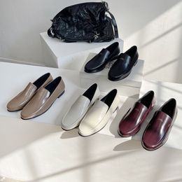 Toteme Loafers Diseñer Dress Zapatos Fashion Classic Leather Top Shops Flat Shops Office Walking Shoes