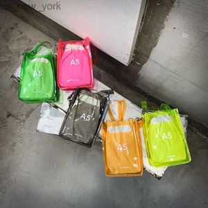 Totes 2019 Fashion goedkope transparante tas dames crossbody flap tassen pvc neon tas zomer strand schoudertas snoep kleur jelly handtassen hkd230822