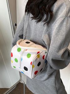 Totes 2024 creativo 2D caja de dibujos animados bolso femenino novedad impreso bolsos pequeño crossbody para mujeres cadenas bolsas cuadradas únicas