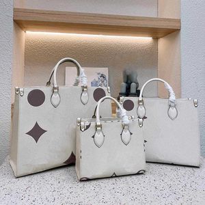 Totes 3 Taille Mommy Bag Classic Print Leather designer Sac à main 6 Couleurs Womens Designer Bag Fashion Tote Bag Ladies épaule Purse