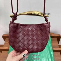 Totes Bag Woven Sardine Luxury Botte Venetas Bolsas Bag Bag Bag Bag Bags Lugar un pedido para contactar el servicio al cliente en París Francia 2023 Wn-asj temprano