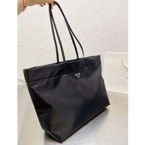 Sacs fourre-tout sac à provisions sacs à main de luxe femmes sac fourre-tout design mode nylon grande épaule simple sacs à main noirs sac à main