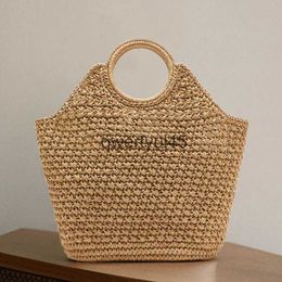 Totes Beac Tote Bags Voor Vrouwen Luxe Designer Andbag En Portemonnee 2023 Nieuw In Papyrus Weave Ollow Out Decoratie Ring andle Soulderqwertyui45